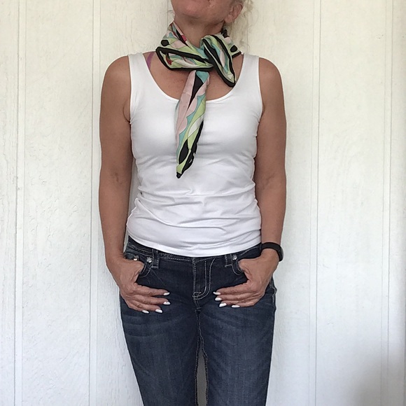 VIBRANT MULTI COLORED SCARF - Picture 4 of 7